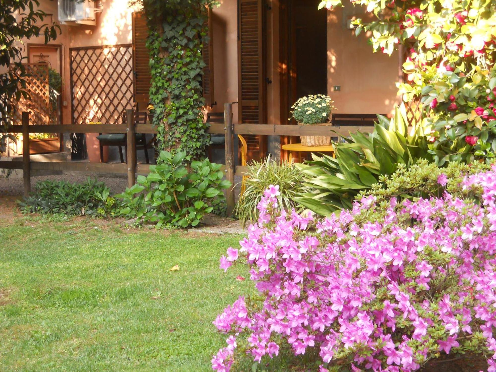 B&B Il Cortile Malpensa Casorate Sempione Extérieur photo