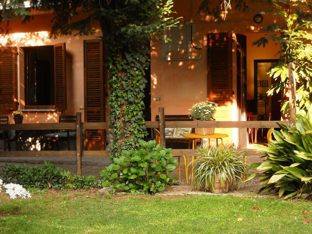 B&B Il Cortile Malpensa Casorate Sempione Chambre photo